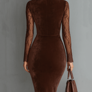 Vestido Mini Vintage de Terciopelo con Escote Ojo de Cerradura y Manga de Encaje