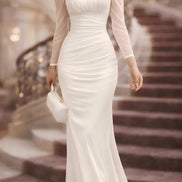 Vestido Maxi Negro con Halter y Manga Transparente