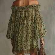 Vestido Mini Verde Oliva con Lunares y Hombros Descubiertos
