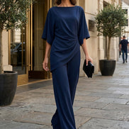 Genoveva | Conjunto de Blusa con Manga Capa y Pantalón Ancho