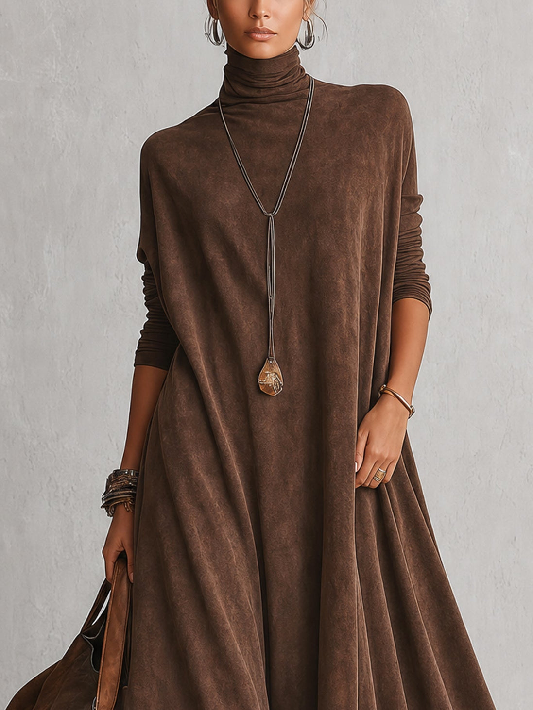 Vestido evasé de cuello alto con paneles de encaje y manga larga