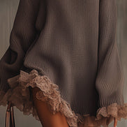 Vestido de Punto Marrón con Cuello Alto y Bajo con Volantes