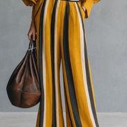 Conjunto de Top Holgado Mostaza y Pantalón Ancho a Rayas