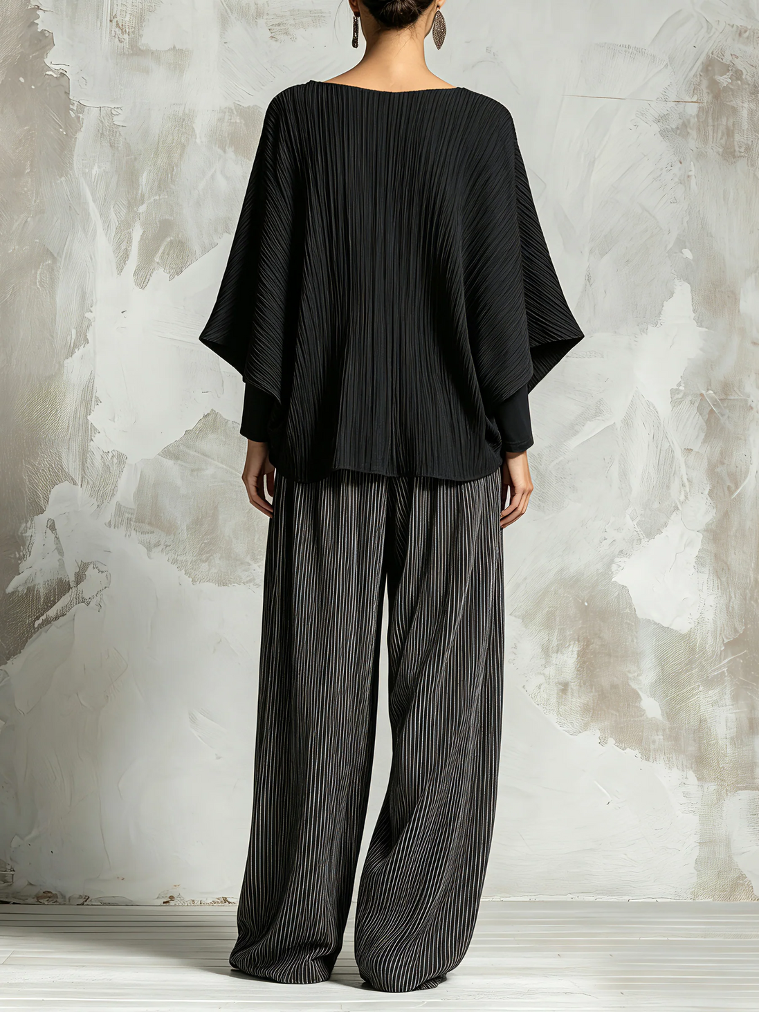 Conjunto Negro de Top Plisado Murciélago y Pantalón Ancho
