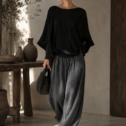 Conjunto Negro de Top Plisado Murciélago y Pantalón Ancho