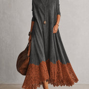 Vestido evasé de cuello alto con paneles de encaje y manga larga