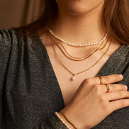 Collar Minimalista con Colgante de Perla