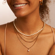 Collar Minimalista con Colgante de Perla