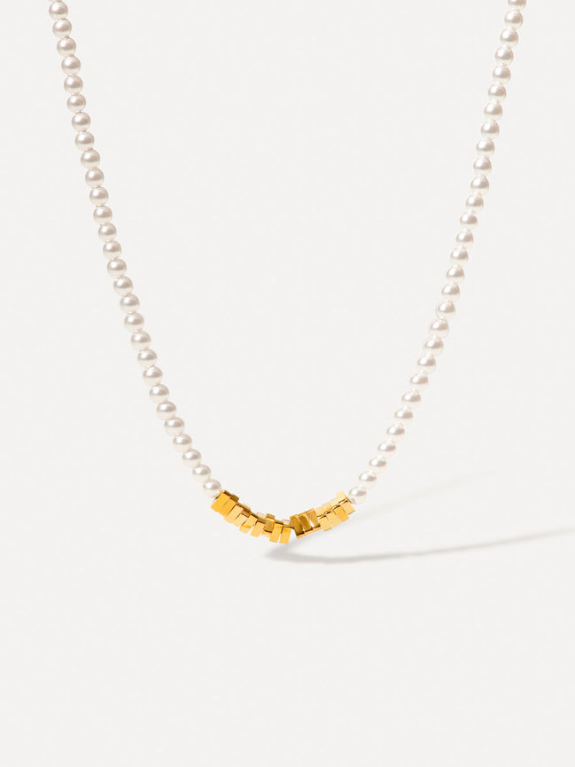 Collar de Perlas en Fragmentos