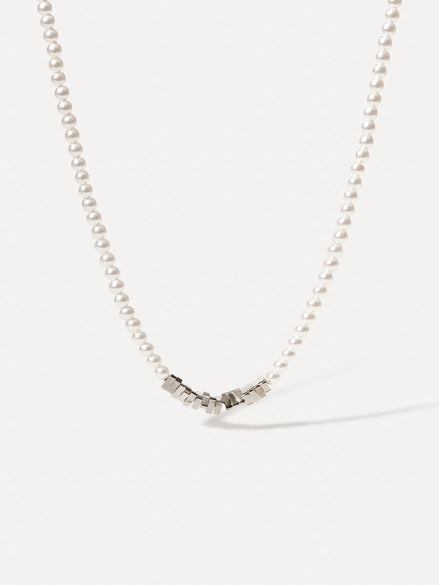 Collar de Perlas en Fragmentos
