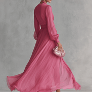 Vestido Maxi de Chifón Perla con Escote en V Elegante