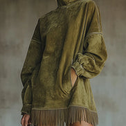 Vestido Mini de Ante Sintético con Cuello Alto y Bajo con Flecos