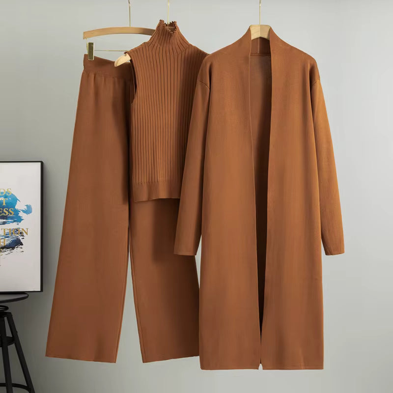 Conjunto 3 piezas de viscosa con top canalé y cárdigan