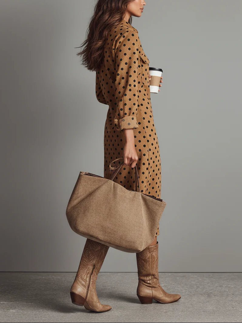 Vestido Midi con Lunares y Cuello Camisa