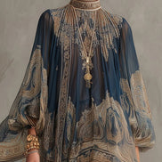 Vestido Mini de Chifón Azul Marino con Estampado Barroco y Cuello Alto