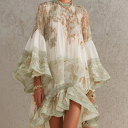 Vestido Mini de Chifón Verde con Manga Volante y Bajo con Volantes