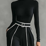 Conjunto Top de Cuello Alto con Ribete Blanco y Pantalón Ancho con Cinturón