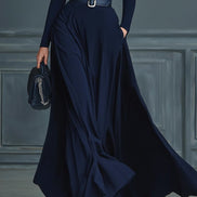 Vestido de Punto Azul Oscuro con Cuello Alto