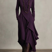 Vestido Maxi Púrpura con Cuello Alto Asimétrico y Plisado