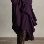 Vestido Maxi Púrpura con Cuello Alto Asimétrico y Plisado
