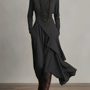 Vestido Maxi Púrpura con Cuello Alto Asimétrico y Plisado