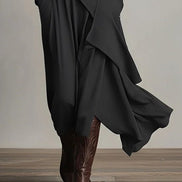 Vestido Maxi Púrpura con Cuello Alto Asimétrico y Plisado