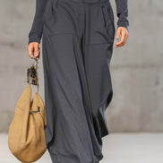 Conjunto Deportivo Retro Gris Oscuro con Cuello Alto y Cremallera