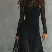 Vestido Maxi Negro de Tul con Detalle Patchwork