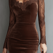 Vestido Mini Vintage de Terciopelo con Escote Ojo de Cerradura y Manga de Encaje