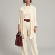 Conjunto cárdigan largo, top y pantalón