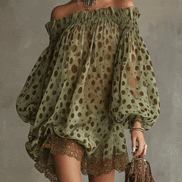 Vestido Mini Verde Oliva con Lunares y Hombros Descubiertos