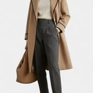 Abrigo Oversize con Cuello Ancho