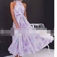 Aurora | Vestido con escote Halter y Estampado Acuarela