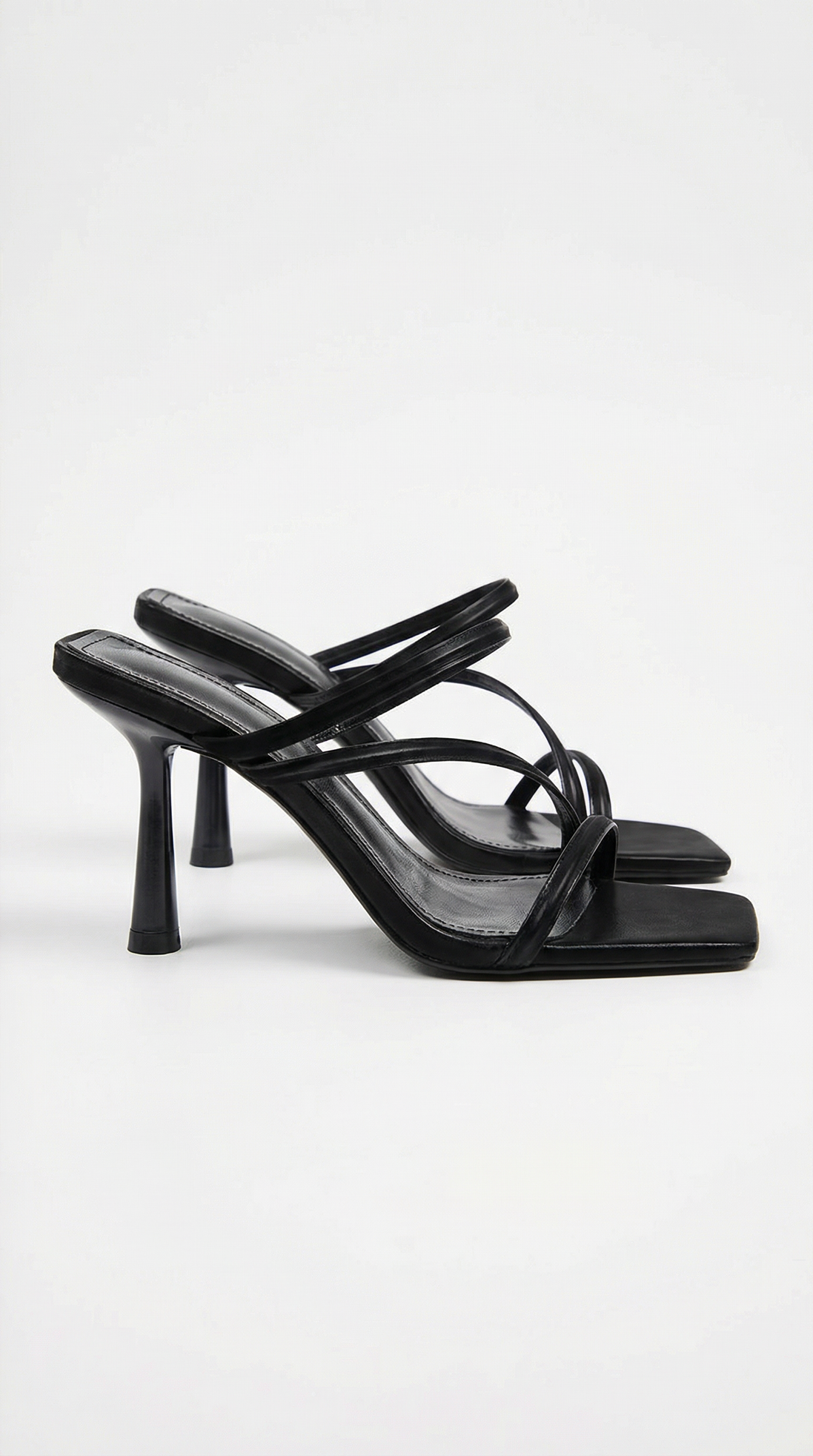 Mules con tiras de Amanda