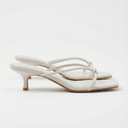 Sandalias con tacón Christina y detalle de nudo