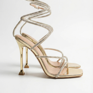 Tacones Jennifer medio con resorte en el tobillo