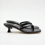 Sandalias Jessica con Tacón Kitten y Diseño de Zehentrenner