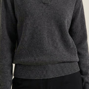 Polo Casual 'Margaret' con Escote en V