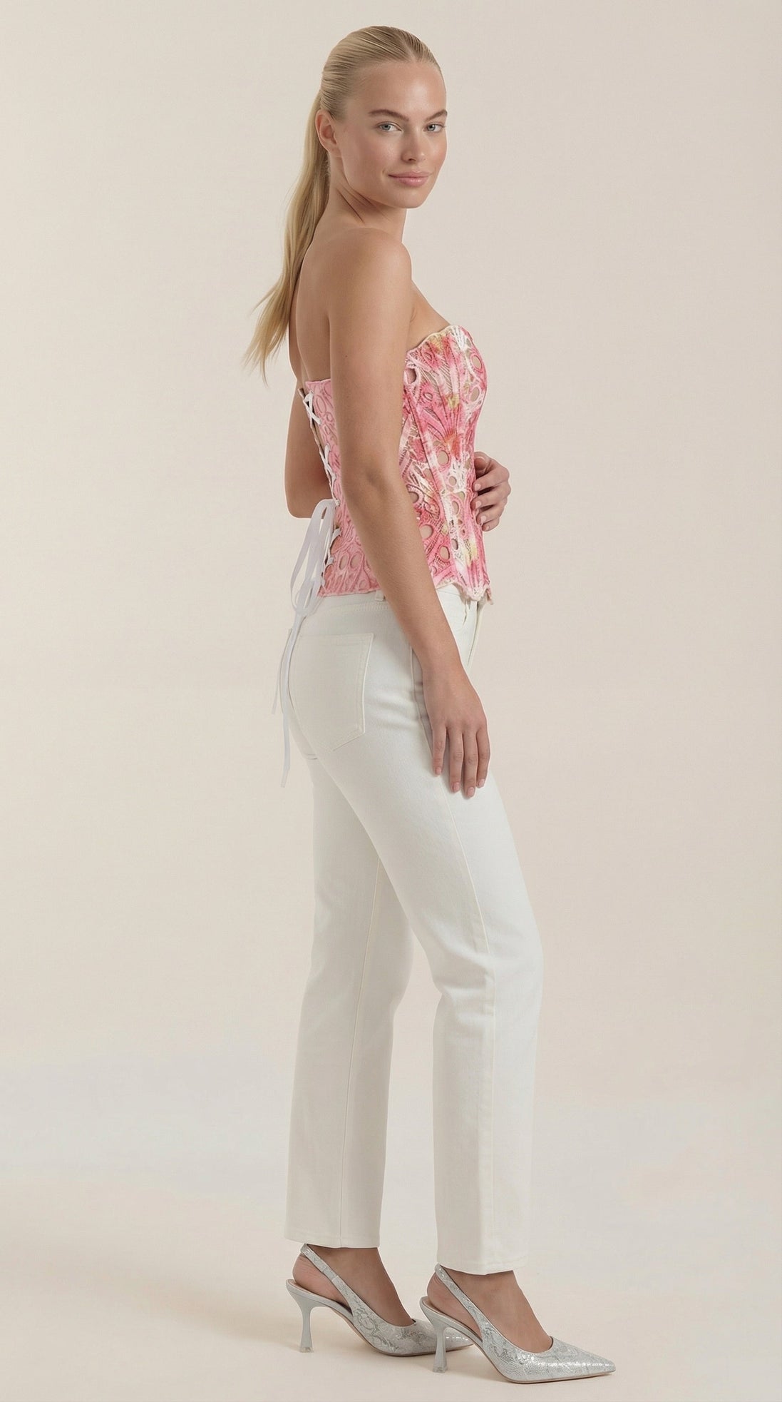 Robyn Sin Tirantes: Corsé Elegante