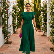 Amara | Vestido Midi Plisado con Detalle Cruzado